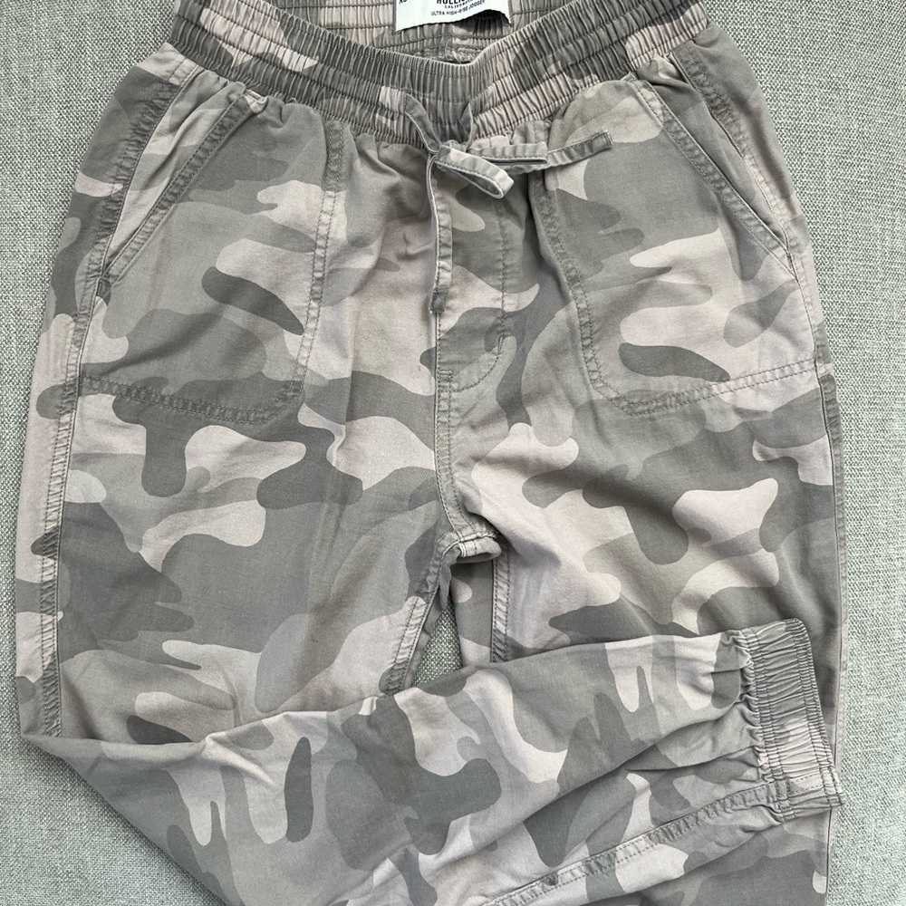 Women’s Camouflage Jogger Pants